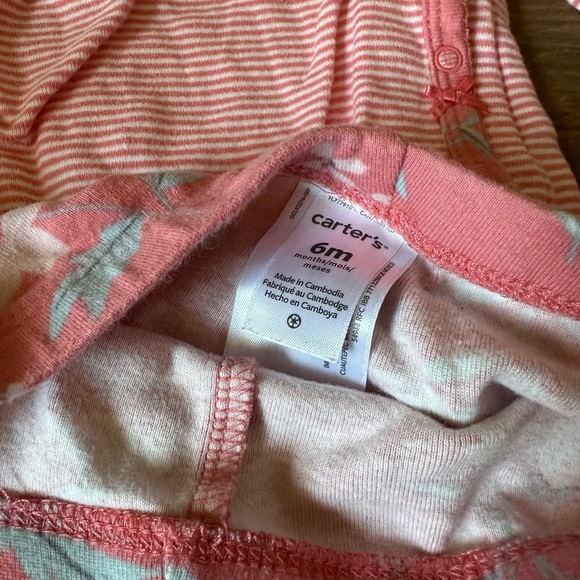 3 Matching sets for girls - Picture 2 of 6